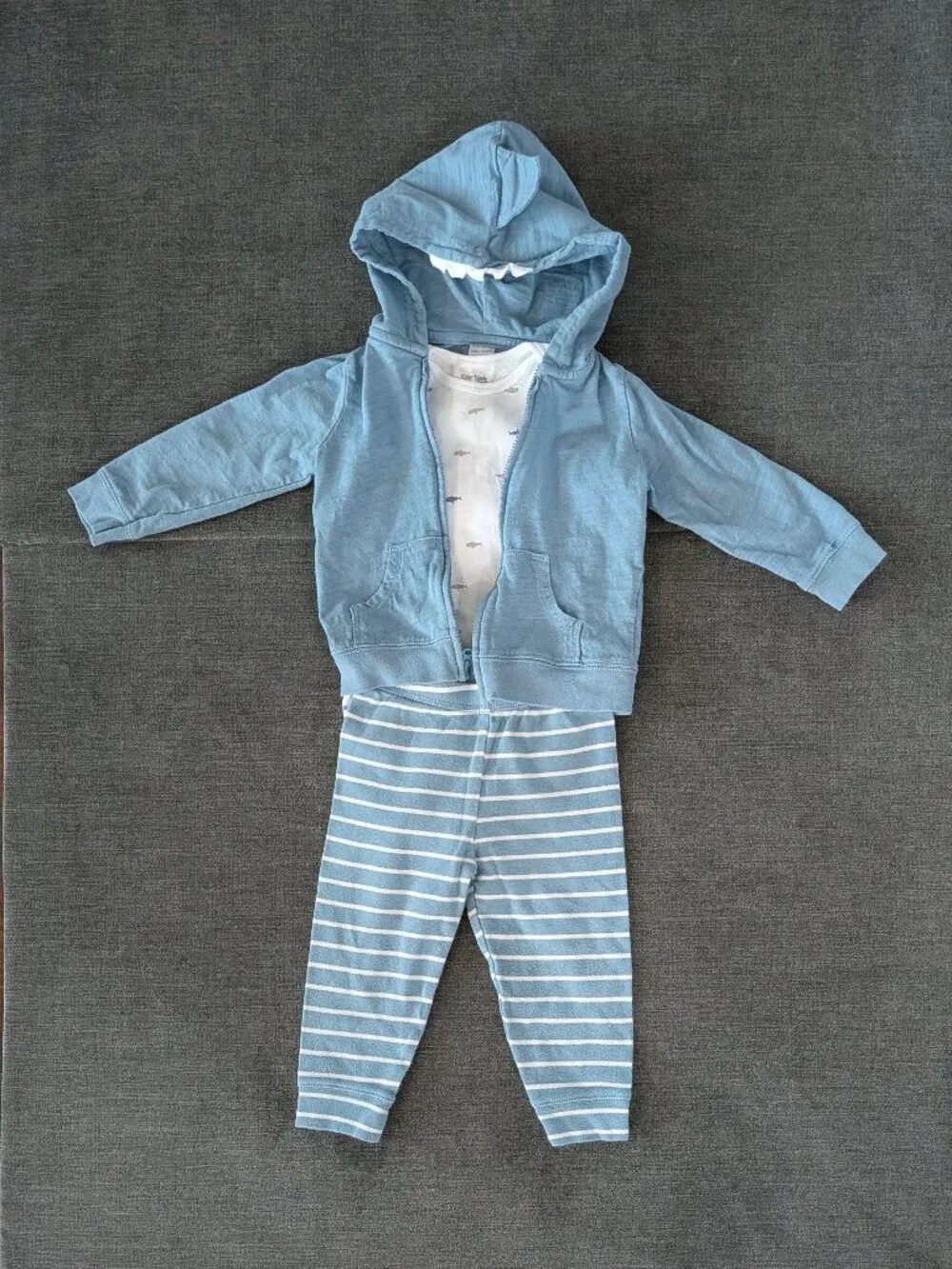 12-18 Months Carter's Baby Shark Hoodie Outfit